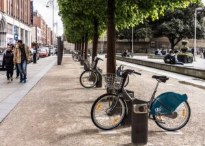 Dublin Bikes on Wolfe Tone St (licensed CC BY SA 2.0 on Flickr by William Murphy).jpg