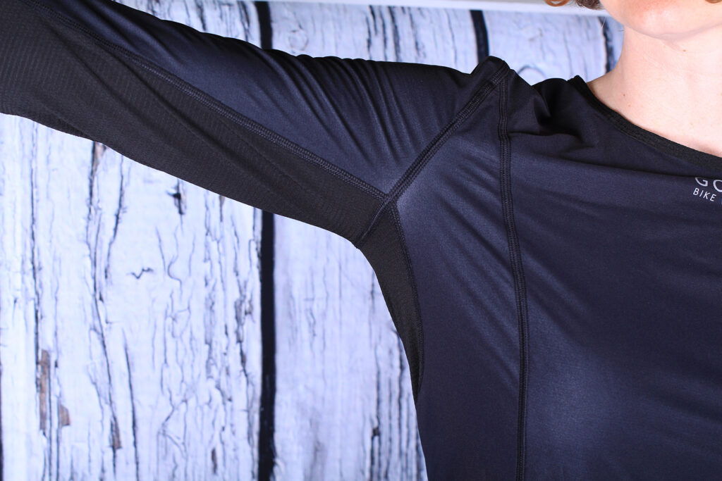Gore Base Layer Windstopper Lady Shirt Long – under arm panel.jpg