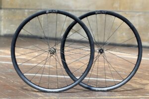 HUNT 30Carbon Aero Disc.jpg