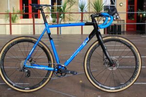 Kinesis Cross Race Evo - full bike.jpg