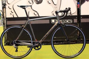 Kinesis Racelight T3 - full bike.jpg