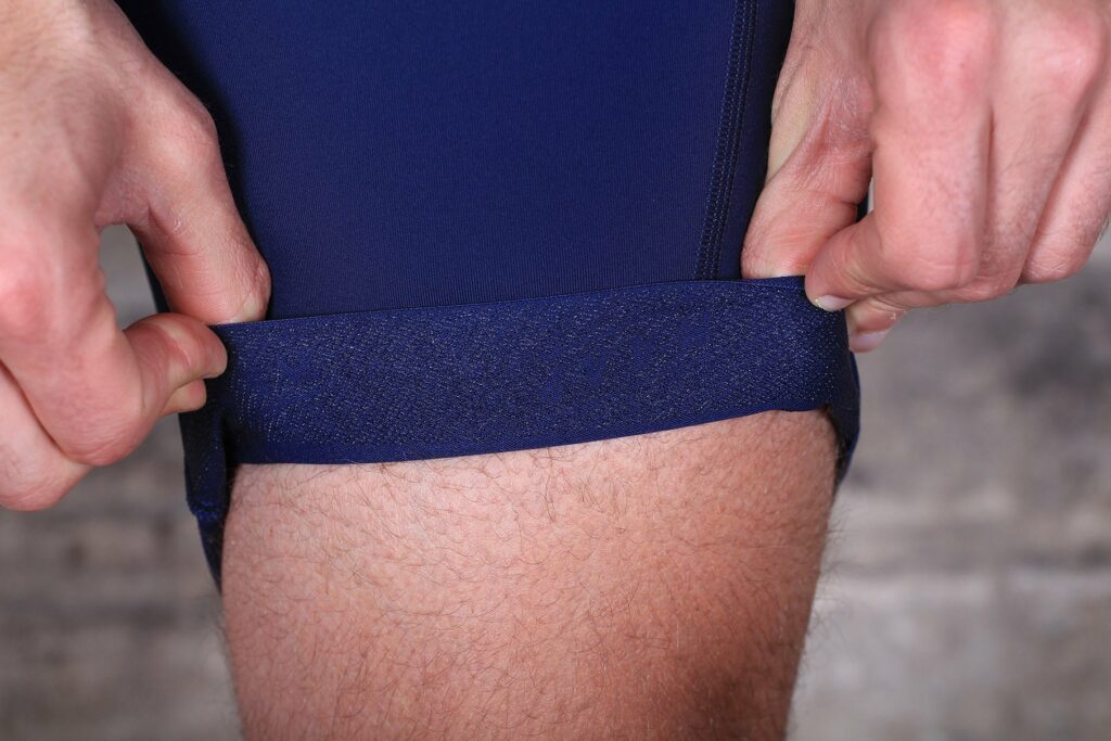 MAAP Base Bib Short – gripper.jpg