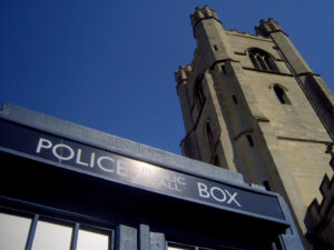 A police box in Cambridge (CC BY 2.0 James Bowe|Flickr).jpg