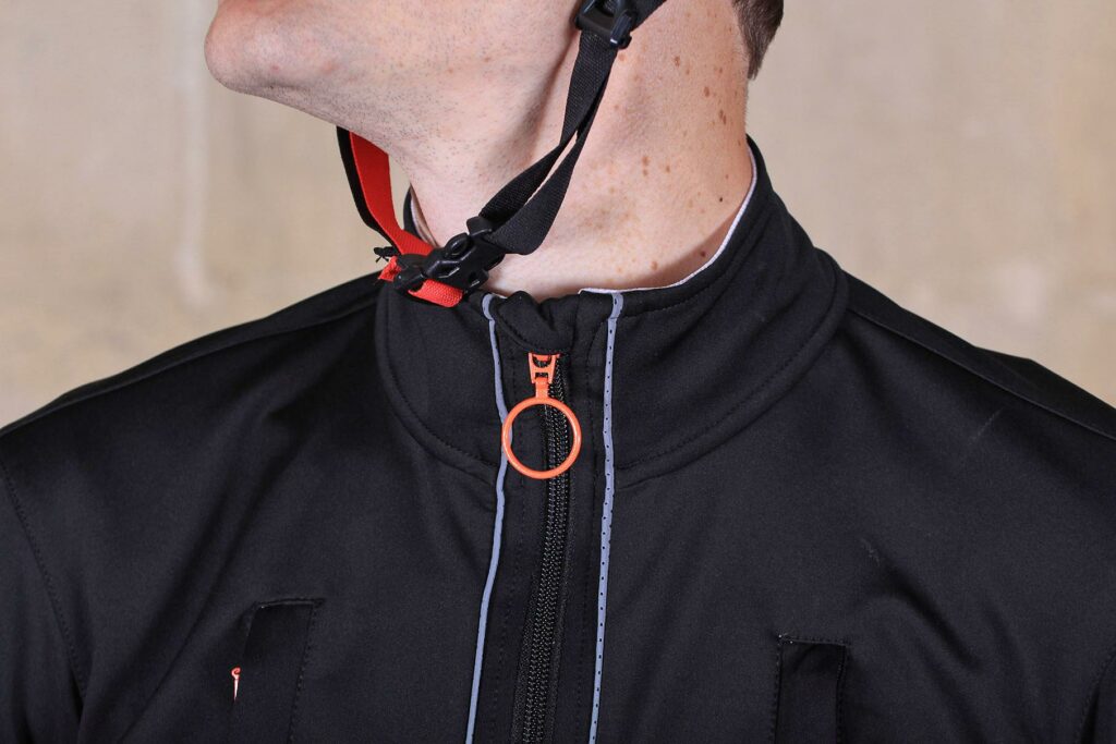 Spokesman Ghost Jacket – collar.jpg