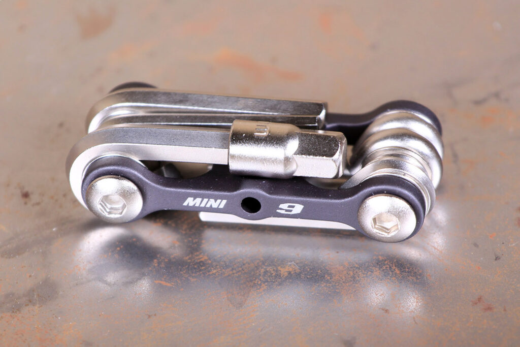 Topeak Mini 9 Multi Tool – closed.jpg