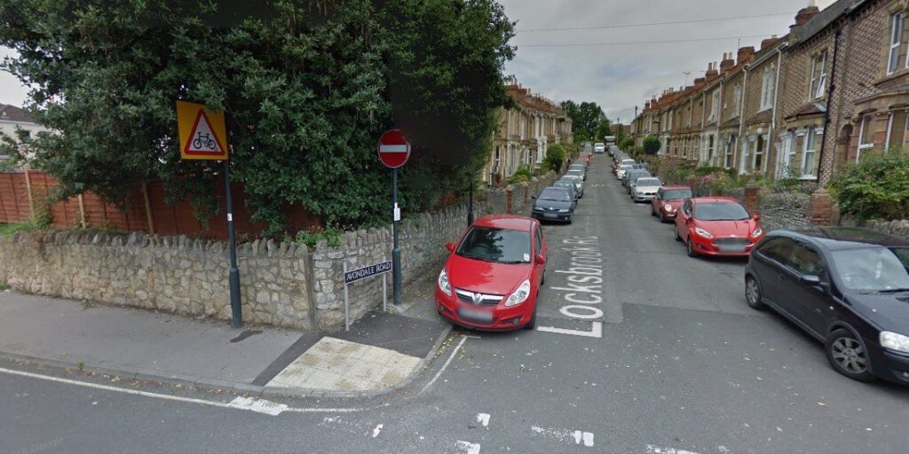 Avondale Road and Locksbrook Road (via StreetView).jpg