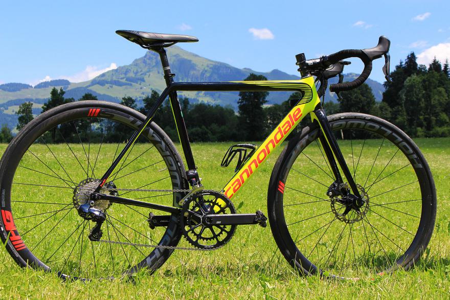 cannondale-supersix-evo-disc-full-bike.jpg