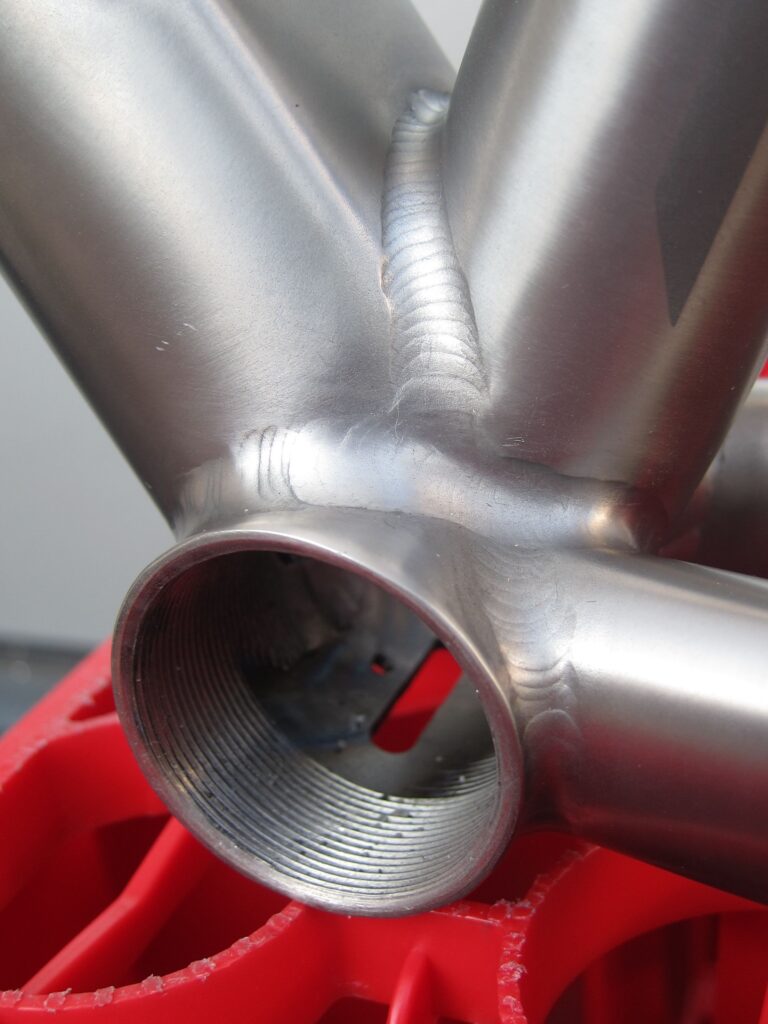 Mason Bokeh Eurobike 2016 – BokehTi Bottom Bracket.jpg
