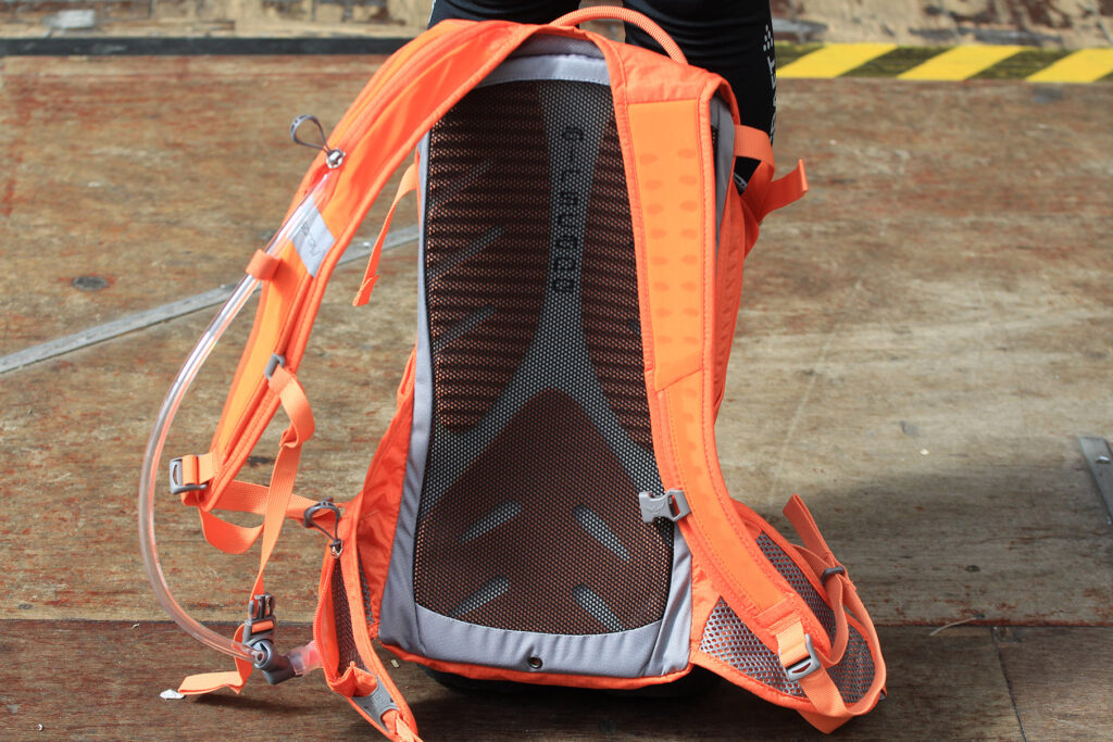 Osprey Raven 14 – back.jpg