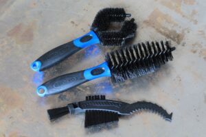 Oxford Products Triple Brish Set.jpg