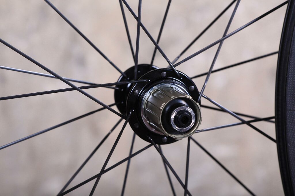 Parcours Grimpeur wheelset – rear hub.jpg