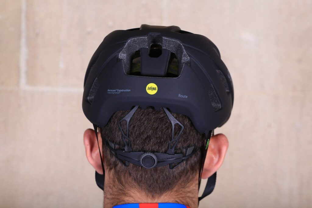Smith Route Mips helmet – back.jpg