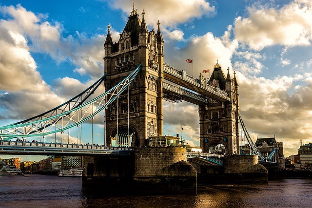 Tower Bridge (licensed CC BY-SA 2.0 on Flickr by Davide D’Amico).jpg