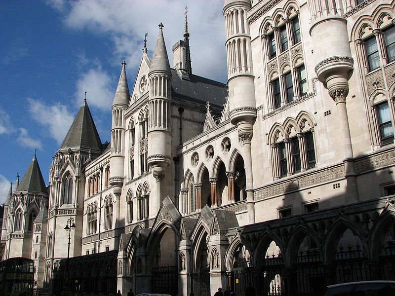 Royal Courts of Justice, London (picture bortescristian, Wikimedia Commons)