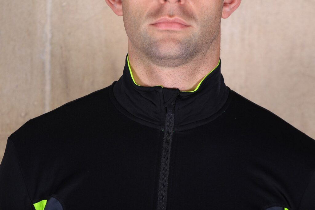 Aldi Performance Cycling Jersey – collar.jpg