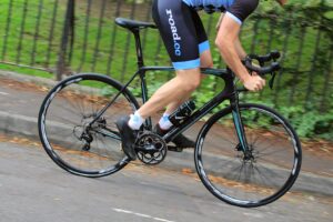 Bianchi Intenso Disc 105 - riding 1.jpg