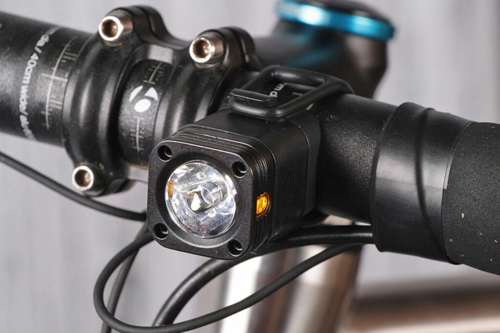 Electron Pod Rechargable Front and Rear Light Set – front.jpg