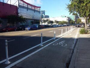 Folsom Street bike lane (SFMTrA via Twitter).jpg
