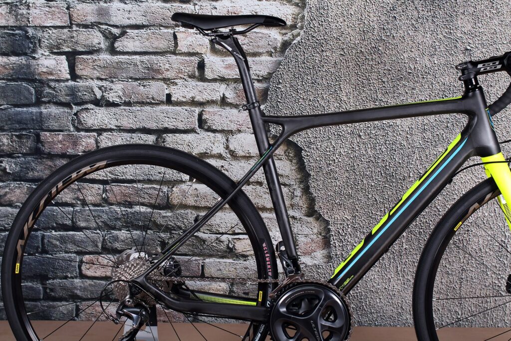 GT Grade Carbon Ultegra – rear.jpg