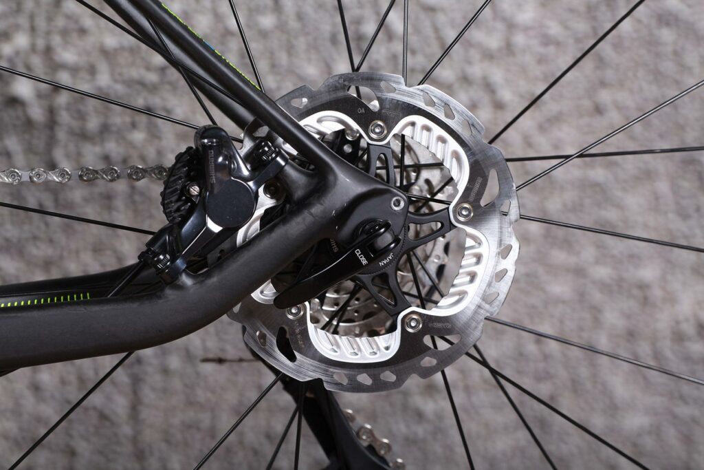GT Grade Carbon Ultegra – rear disc brake.jpg