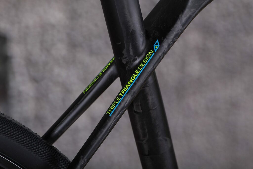 GT Grade Carbon Ultegra – seat stay 2.jpg