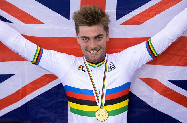 Jon Dibben celebrates gold at London UCI Track World Championships 2016, copyright SWPix.com, Britishcycling.org_.uk_.JPG