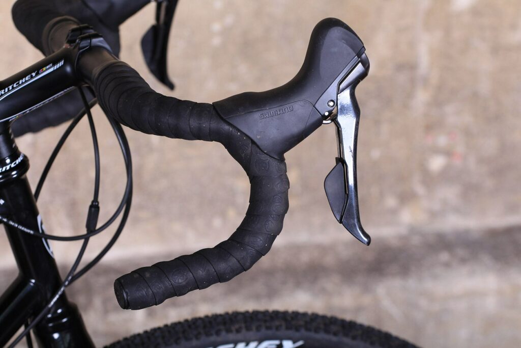 Ritchey Swiss Cross – bar and shifter.jpg