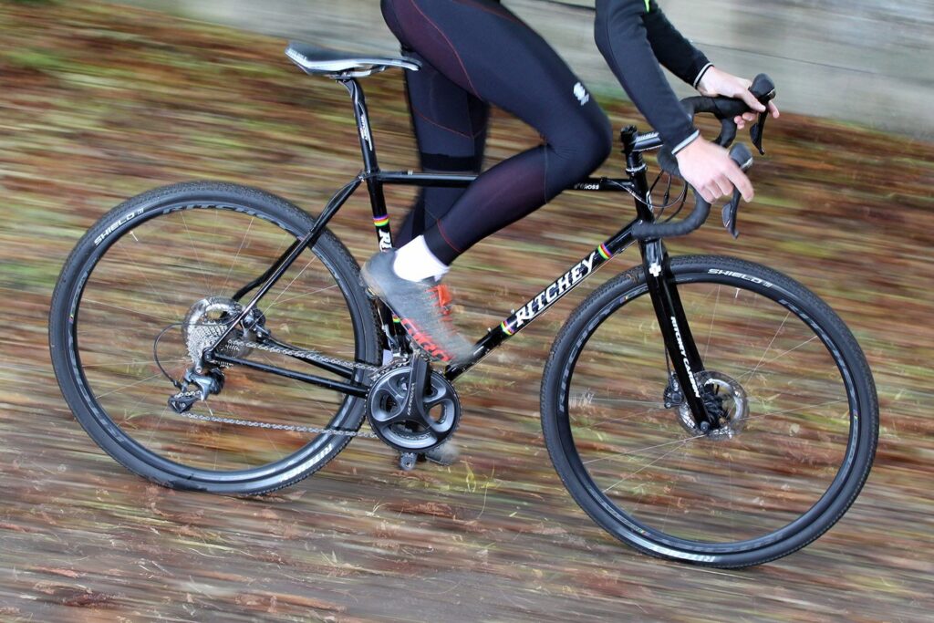 ritchey-swiss-cross-disc-riding-2.jpg