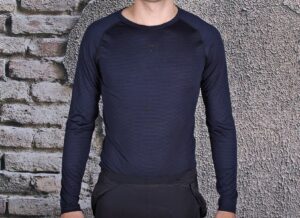 Rivelo Mens Hathersage Merino Long Sleeve Base Layer.jpg