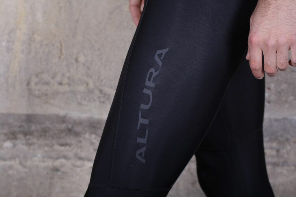 Altura Podium Elite Thermo BibTight – logo.jpg