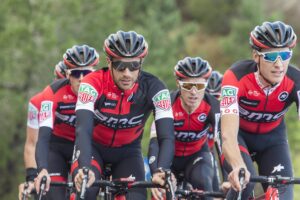 Assos BMC kit 2017 01 picture credit Tim de Waele, TDWSport.com_.jpg