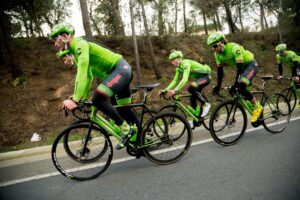 cannondale team on disc brakes 1.jpg