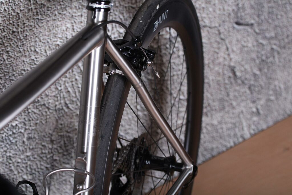 Laverack R Jack – seat stays.jpg