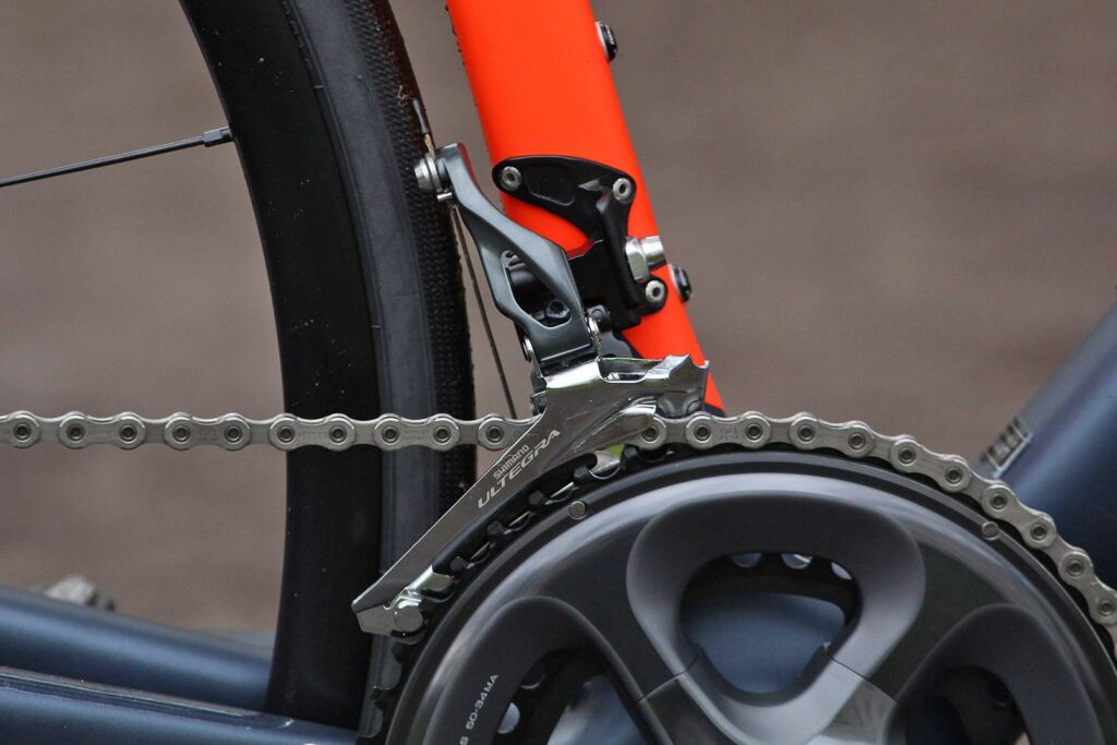 Specialized Roubaix Expert – front mech.jpg