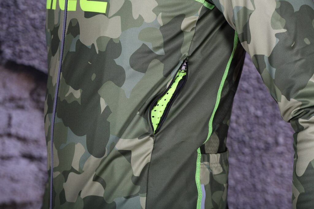 Ale PRR Camo Winter Jacket – vent.jpg