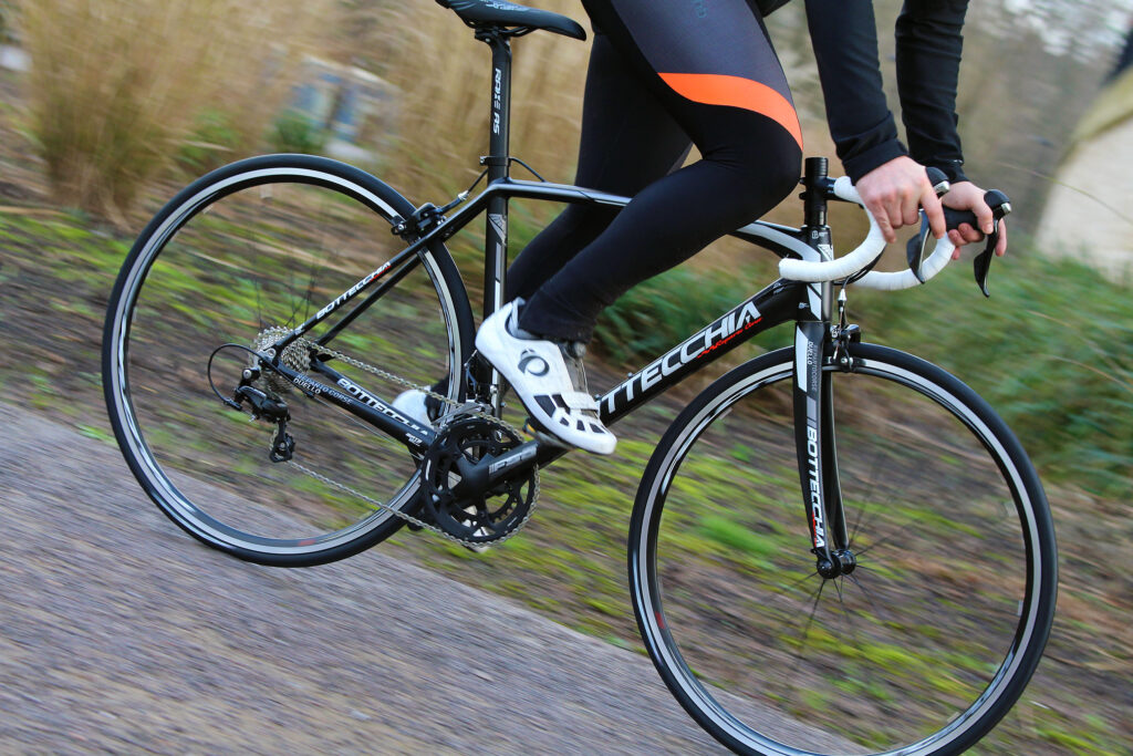 Bottecchia Reparto Corse Duello &ndash; riding 1.jpg