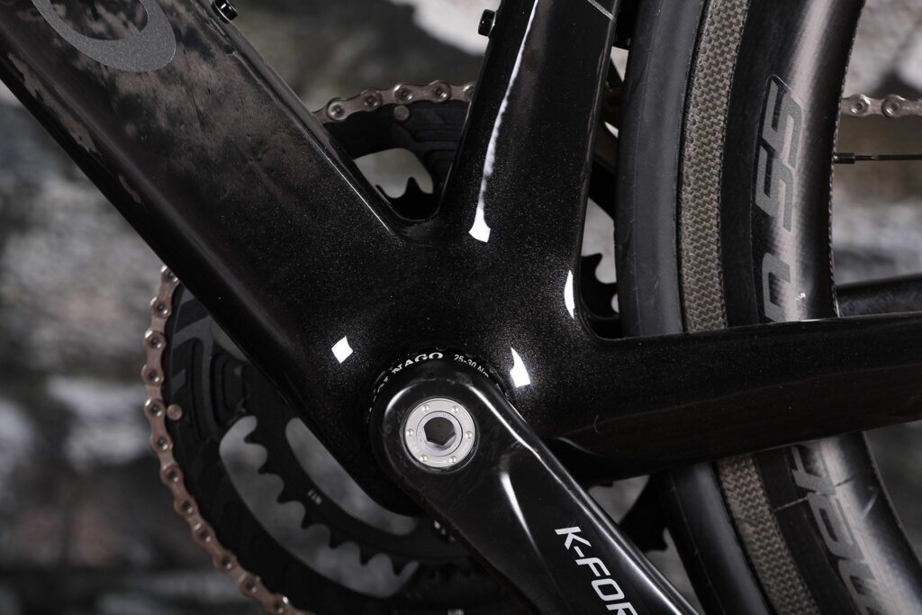 Colnago Concept – bottom bracket.jpg
