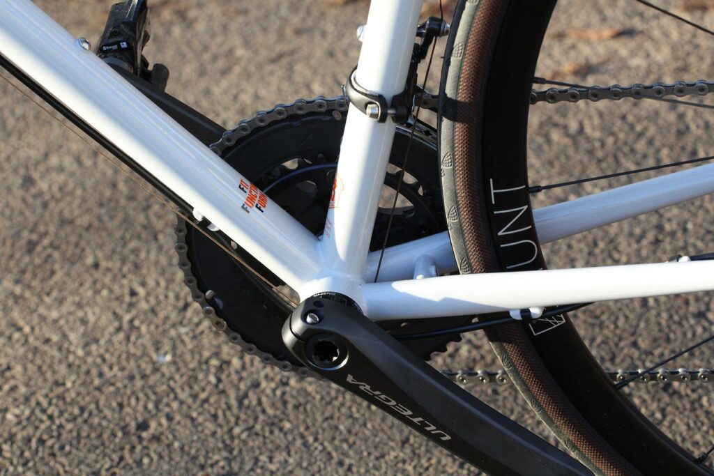 Fairlight Strael – bottom bracket.jpg