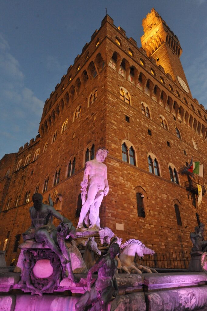 Giro 100 11 Firenze Fontana del Nettuno.jpg