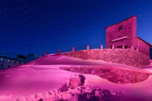 Giro 100 19 Stelvio Monument to Fausto Coppi.jpg