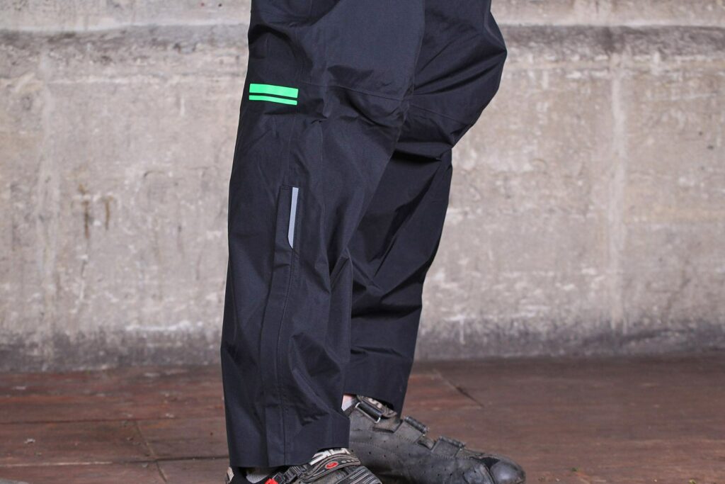 Gore Bike Wear Mens Power Trail Gore-Tex Active Pants – leg detail.jpg