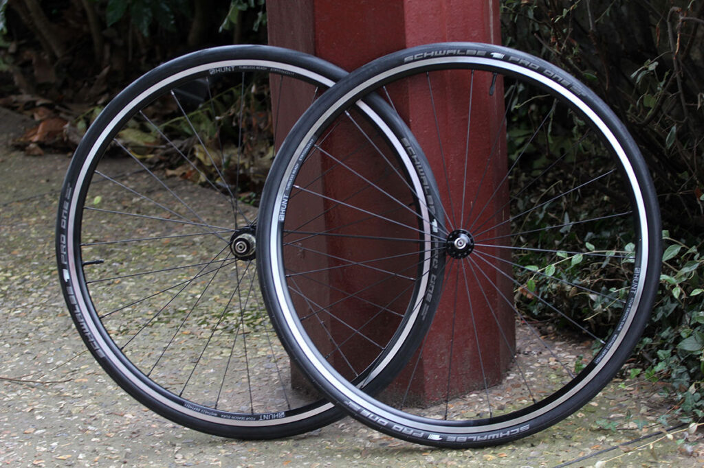 Hunt 4 Season Dura Road Wheelset.jpg