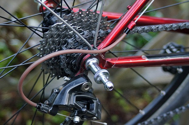 Jagwire Road Elite Sealed Shift Kit – on bike 2.jpg