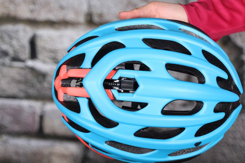 Lazer Elle Blue Coral Womens Helmet – top mech.jpg