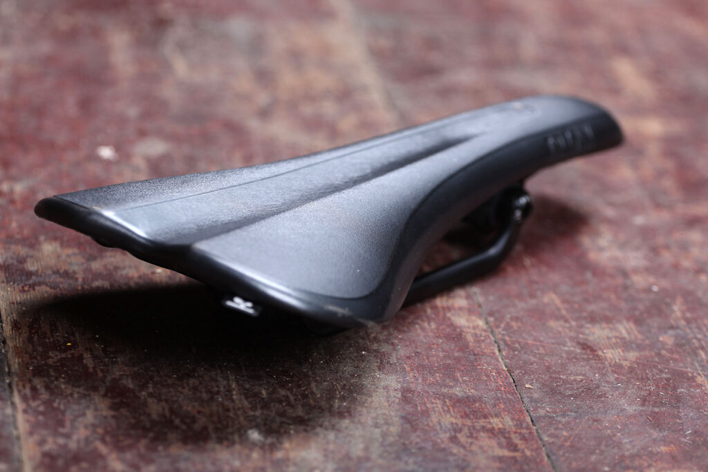 Morgaw Trian Saddle – seat.jpg