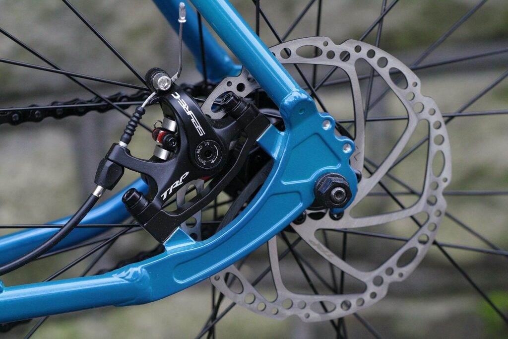 Pinnacle Dolomite SS – rear disc.jpg