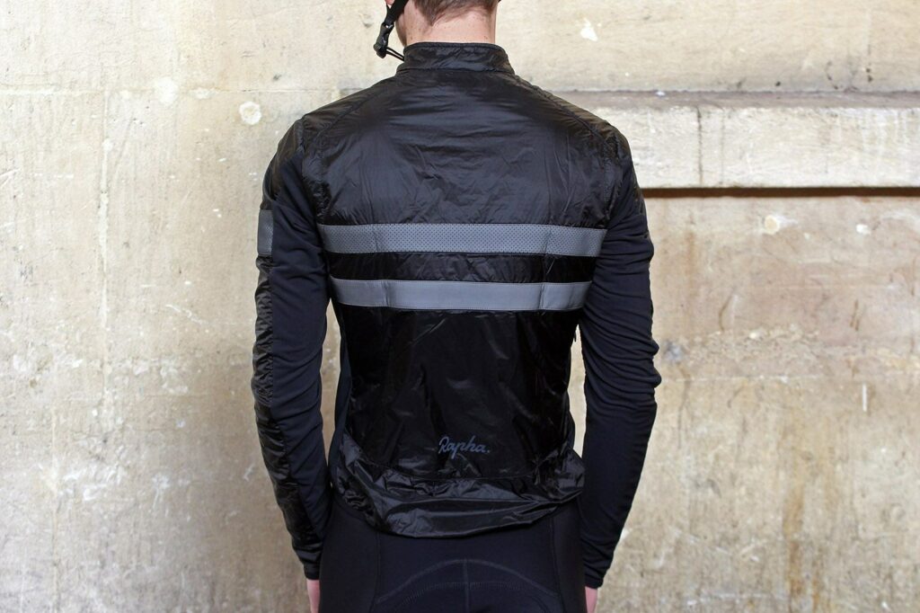 Rapha Brevet Insulated Jacket – back.jpg