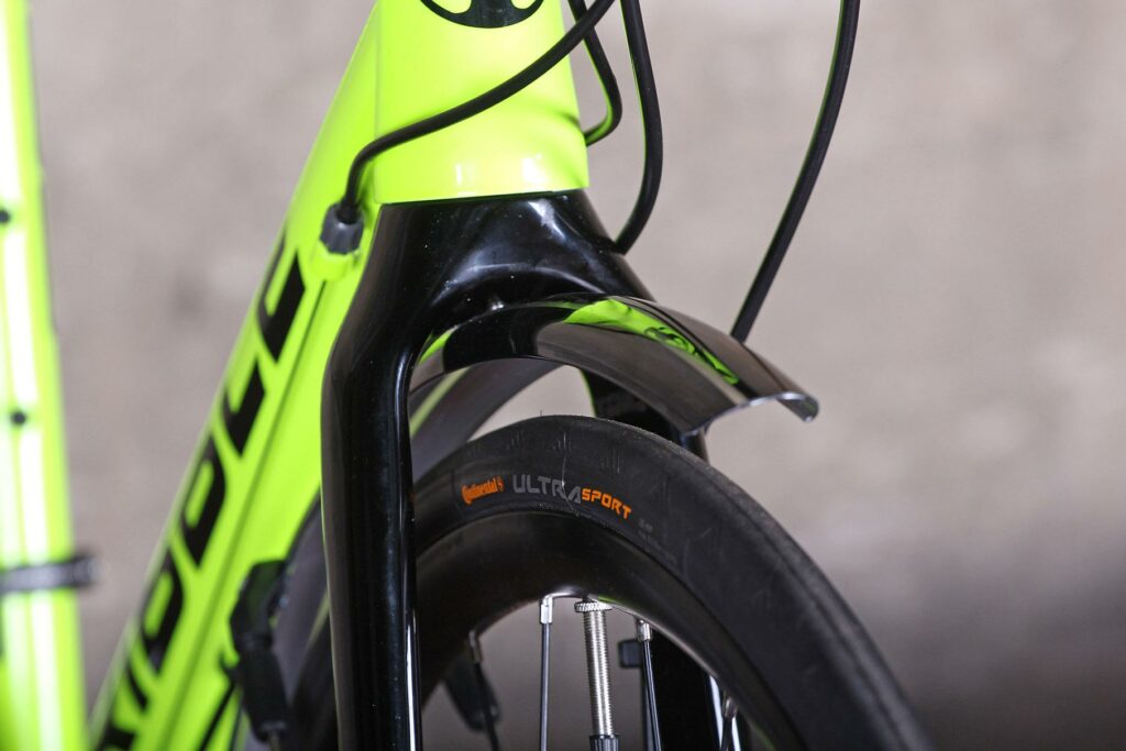 Ribble CGR – fork clearance.jpg