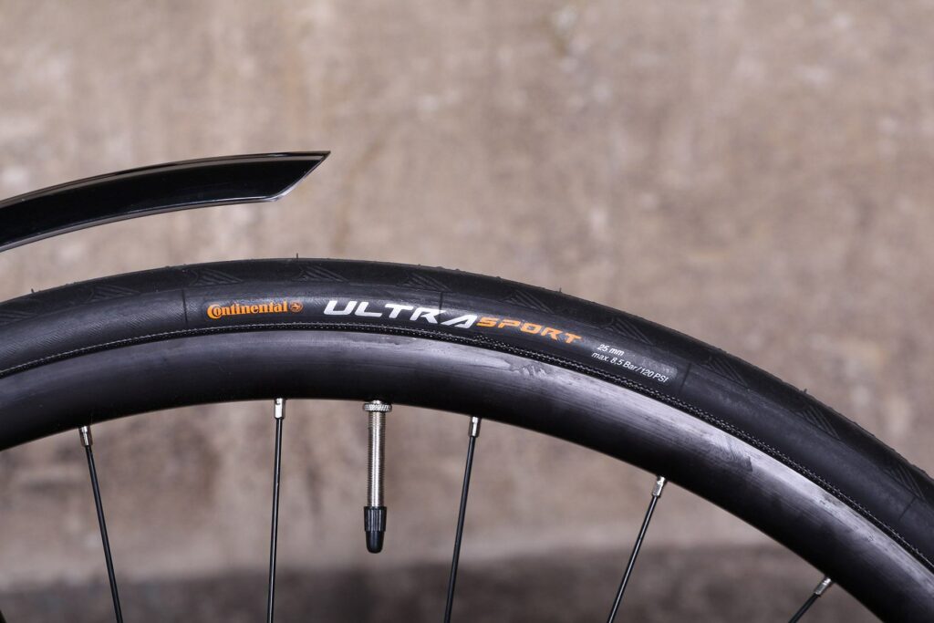 Ribble CGR – tyre.jpg