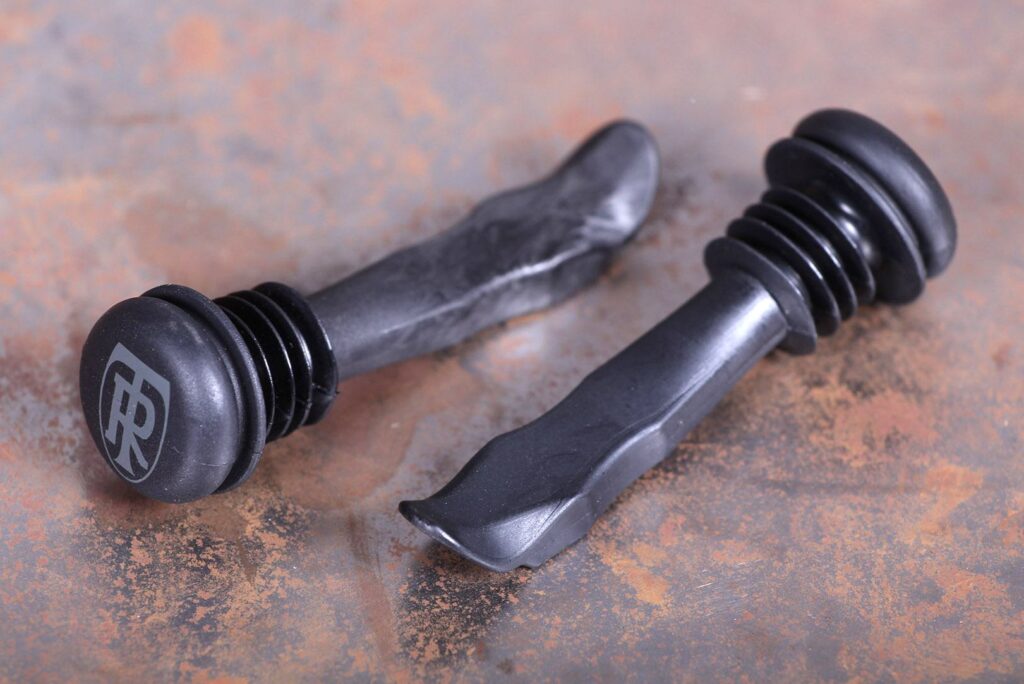 Ritchey Road Barkeeper Tire Lever.jpg